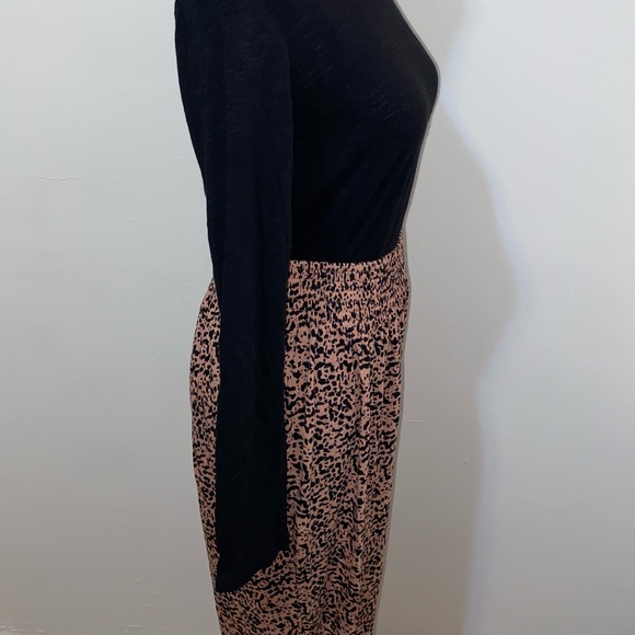 H&M Women’s Viscose Cheetah Print Pants - Picture 8 of 13